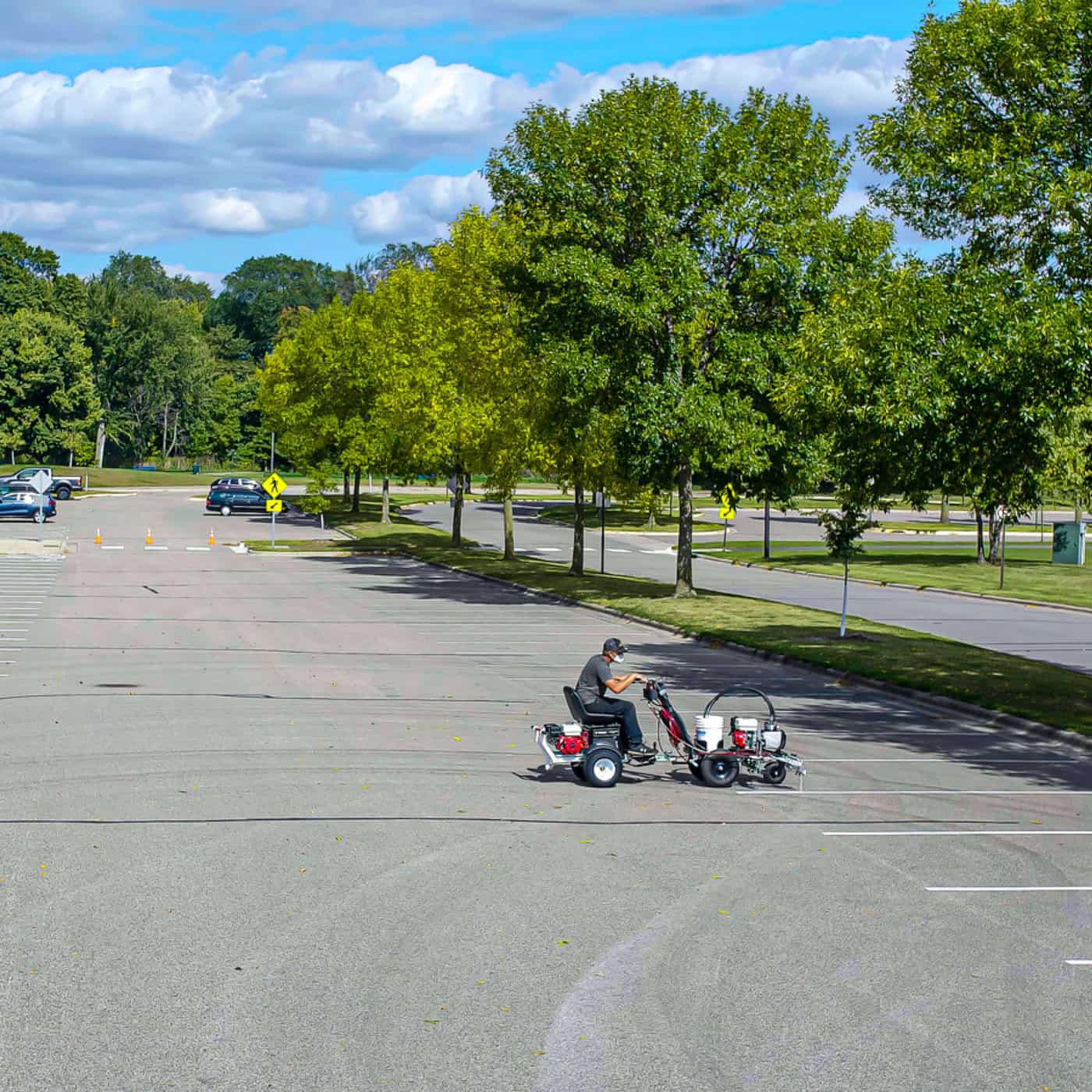Titan Lazy liner ride on road marker